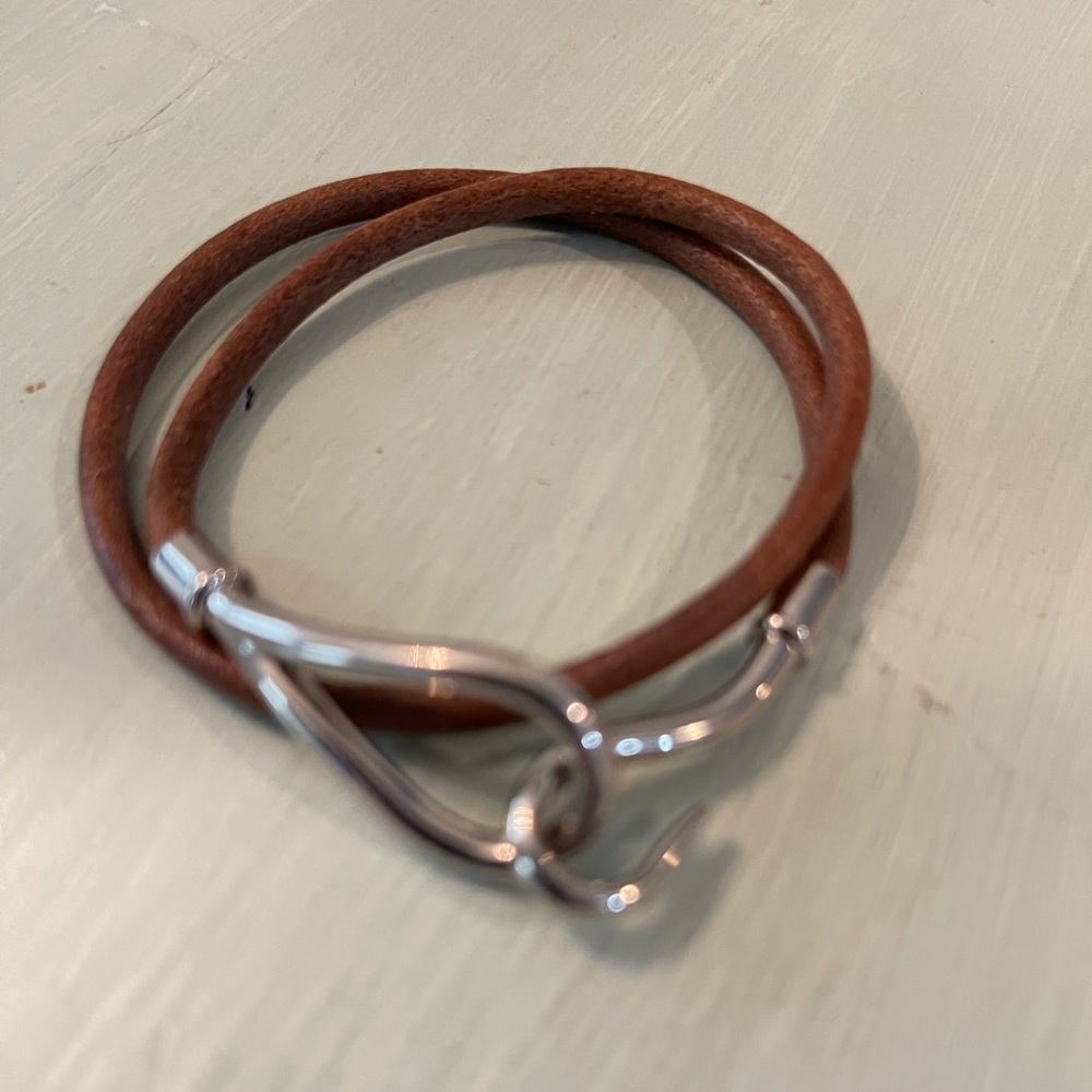 Authentic Hermès double leather hook bracelet